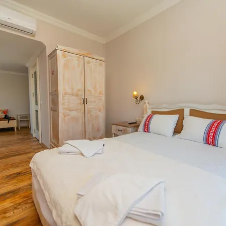 Otel Q&s Cennet Life