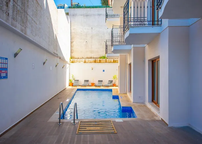 Cennet Life מלון