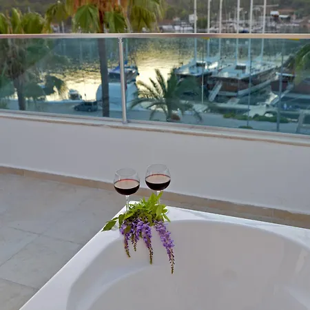 Cennet Life Hotel