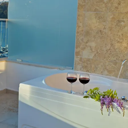 Cennet Life Otel Fethiye