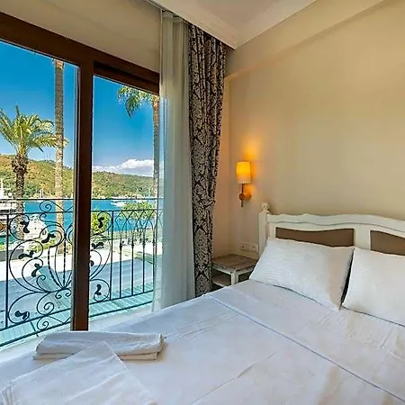 Cennet Life Otel
