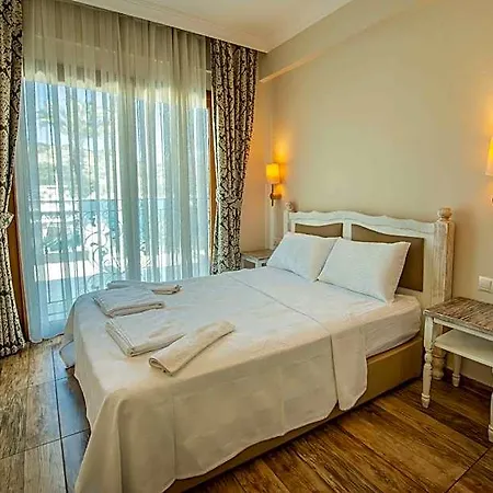 Cennet Life Otel