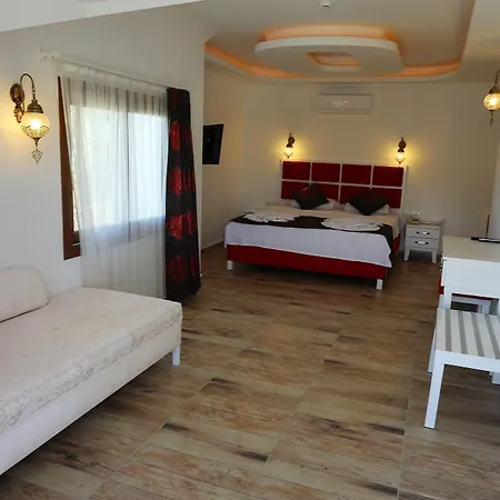 Hotel Cennet Life
