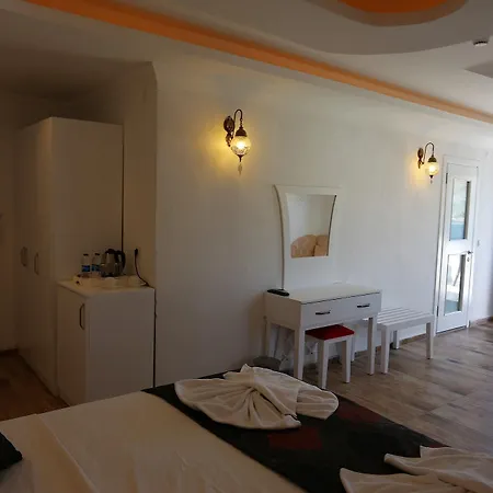 Hotel Cennet Life