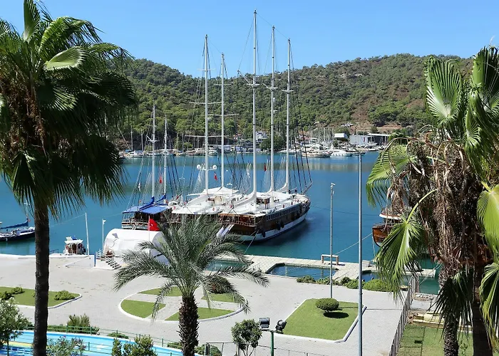 Cennet Life Hotel 3*